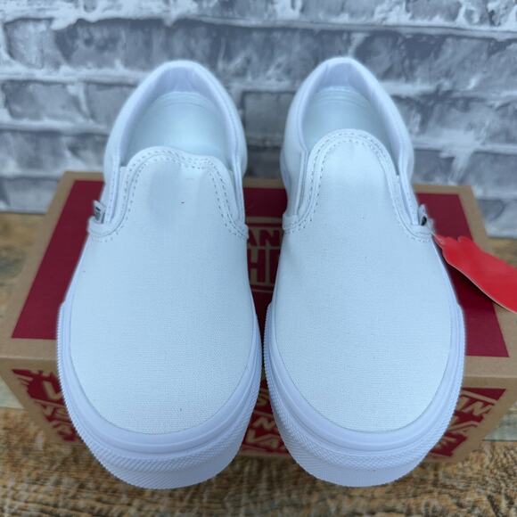 Vans Classic Slip On True White Canvas Shoes VN000ZBUENS Kids Size 11 New - Picture 3 of 6